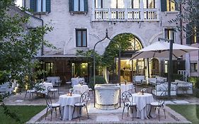 Hotel Nani Mocenigo Palace